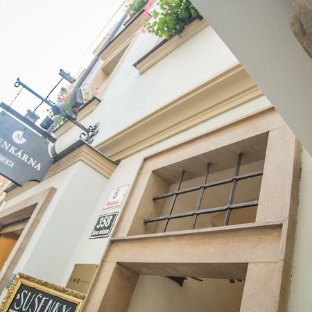 President Boutique Apartment II Брно Экстерьер фото