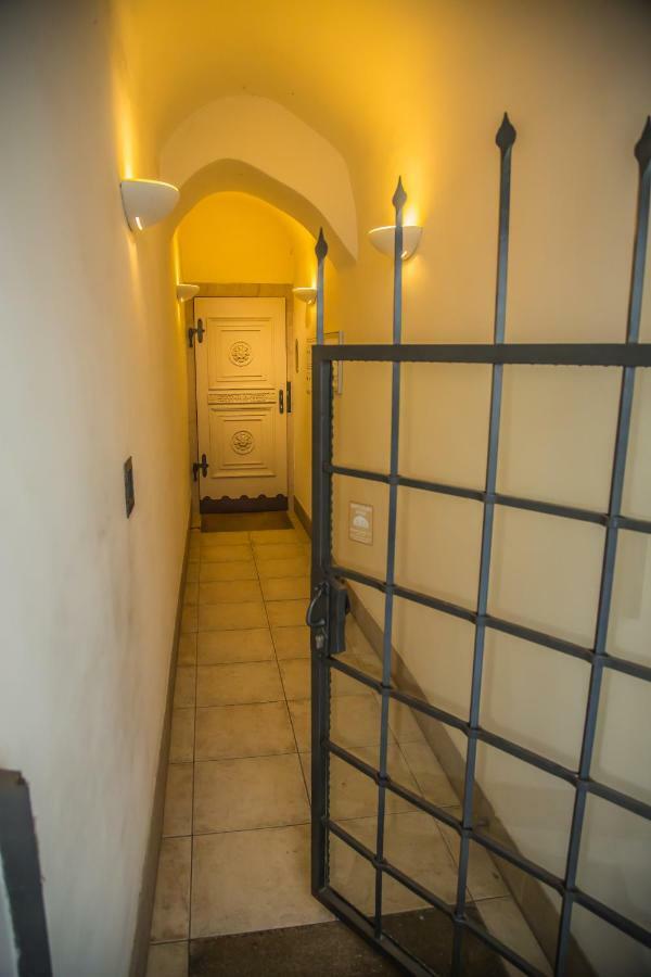 President Boutique Apartment II Брно Экстерьер фото