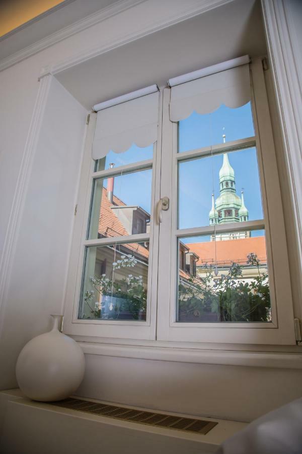 President Boutique Apartment II Брно Экстерьер фото
